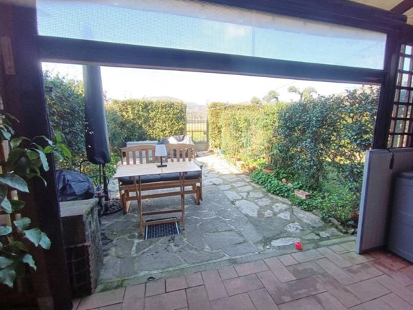 casa indipendente in vendita a Prato in zona Galceti