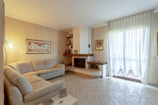 appartamento in vendita a Prato in zona Viaccia