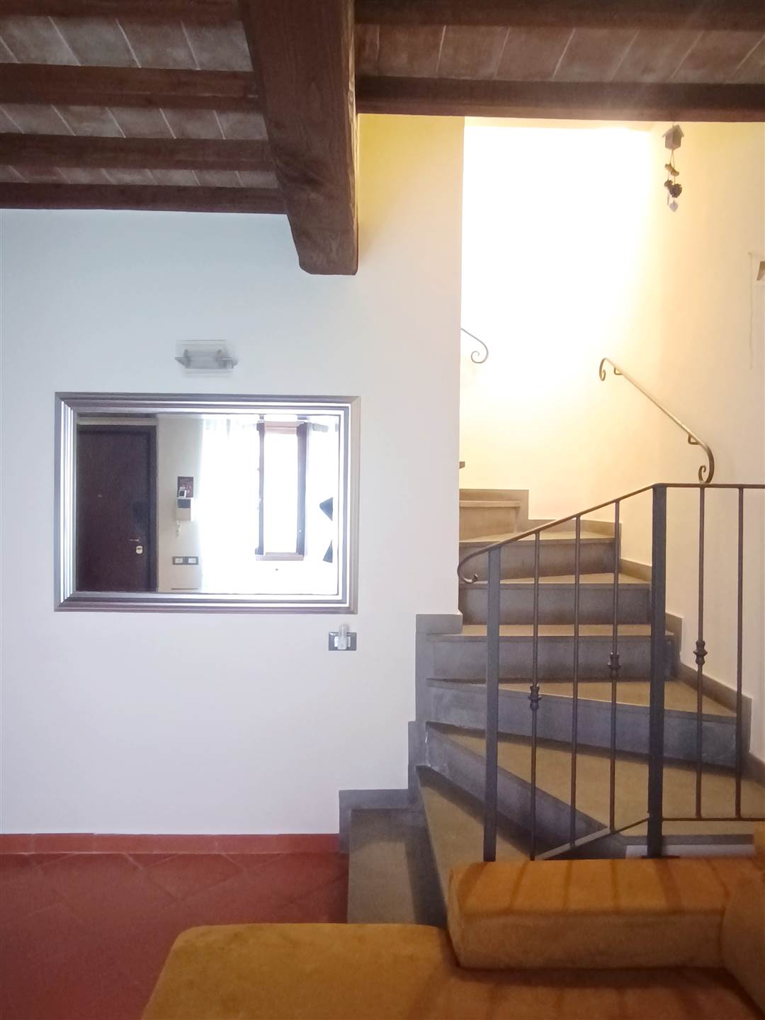 casa indipendente in vendita a Prato