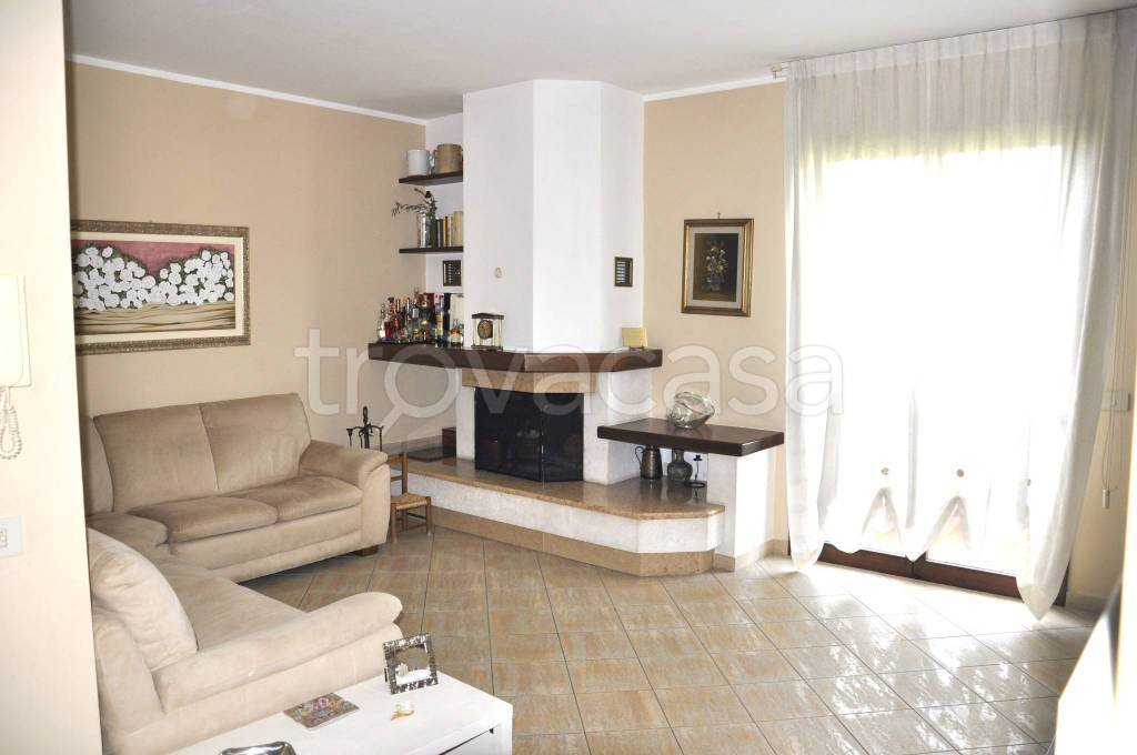 appartamento in vendita a Prato in zona Viaccia