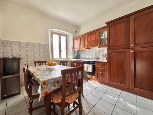 casa indipendente in vendita a Prato in zona Casale