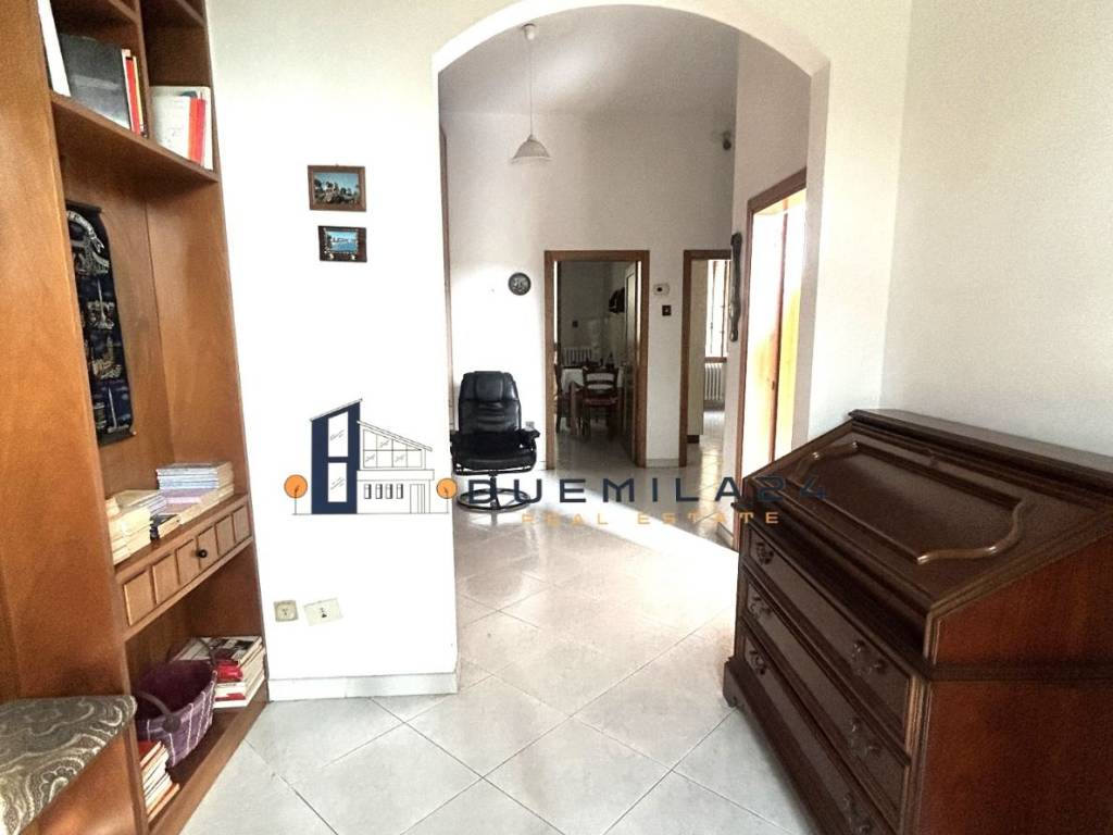 appartamento in vendita a Prato in zona Narnali
