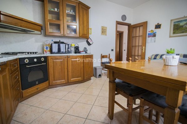 appartamento in vendita a Prato in zona Figline