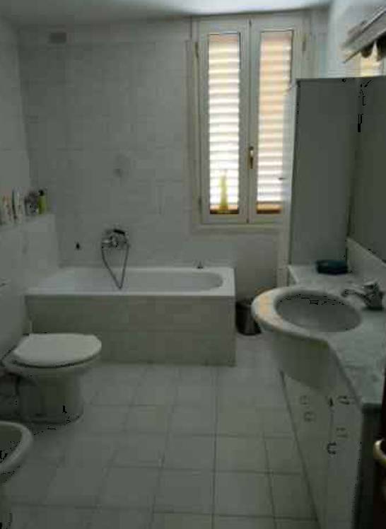 casa indipendente in vendita a Prato