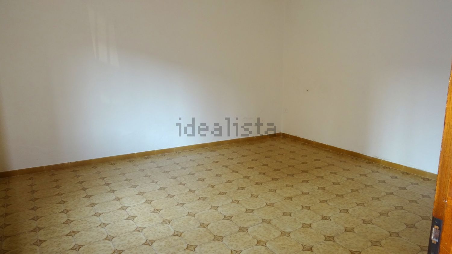 casa indipendente in vendita a Prato in zona Paperino