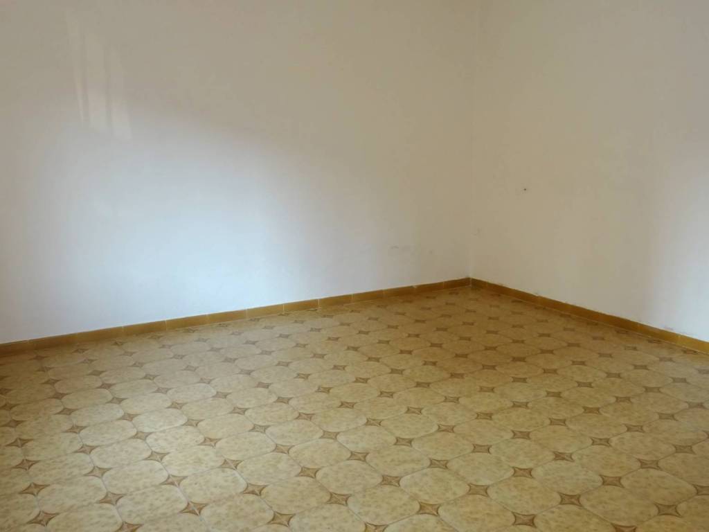 casa indipendente in vendita a Prato in zona Paperino