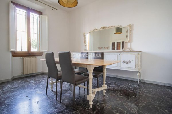casa indipendente in vendita a Prato in zona Grignano