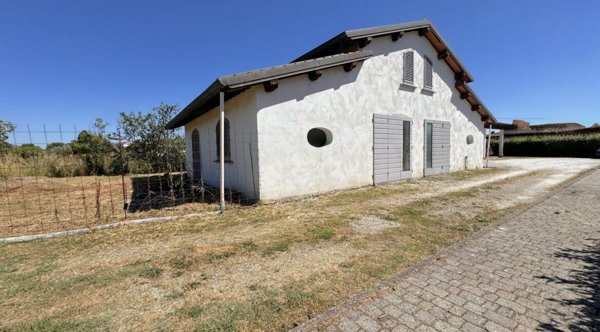 appartamento in vendita a Prato in zona Galciana