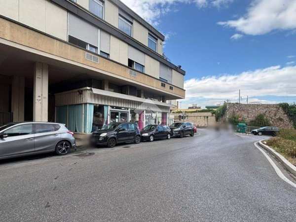 ufficio in vendita a Prato