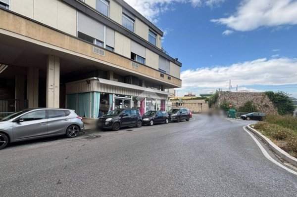 ufficio in vendita a Prato