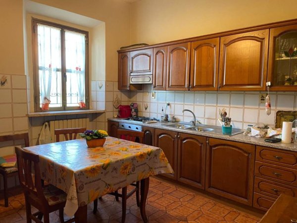 casa indipendente in vendita a Prato in zona Galciana