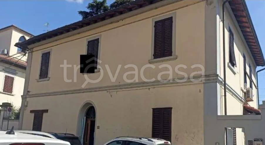 appartamento in vendita a Prato in zona La Querce
