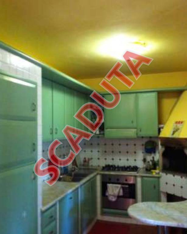 appartamento in vendita a Prato in zona Tavola