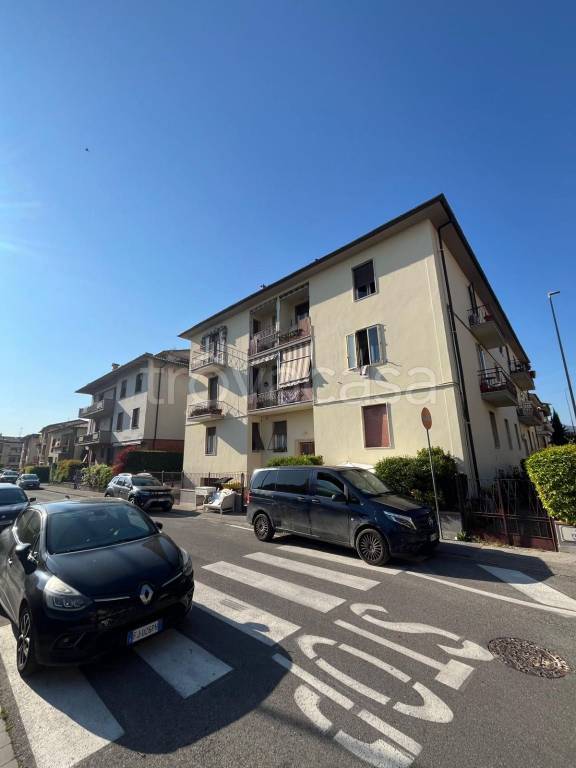 appartamento in vendita a Prato in zona Canneto