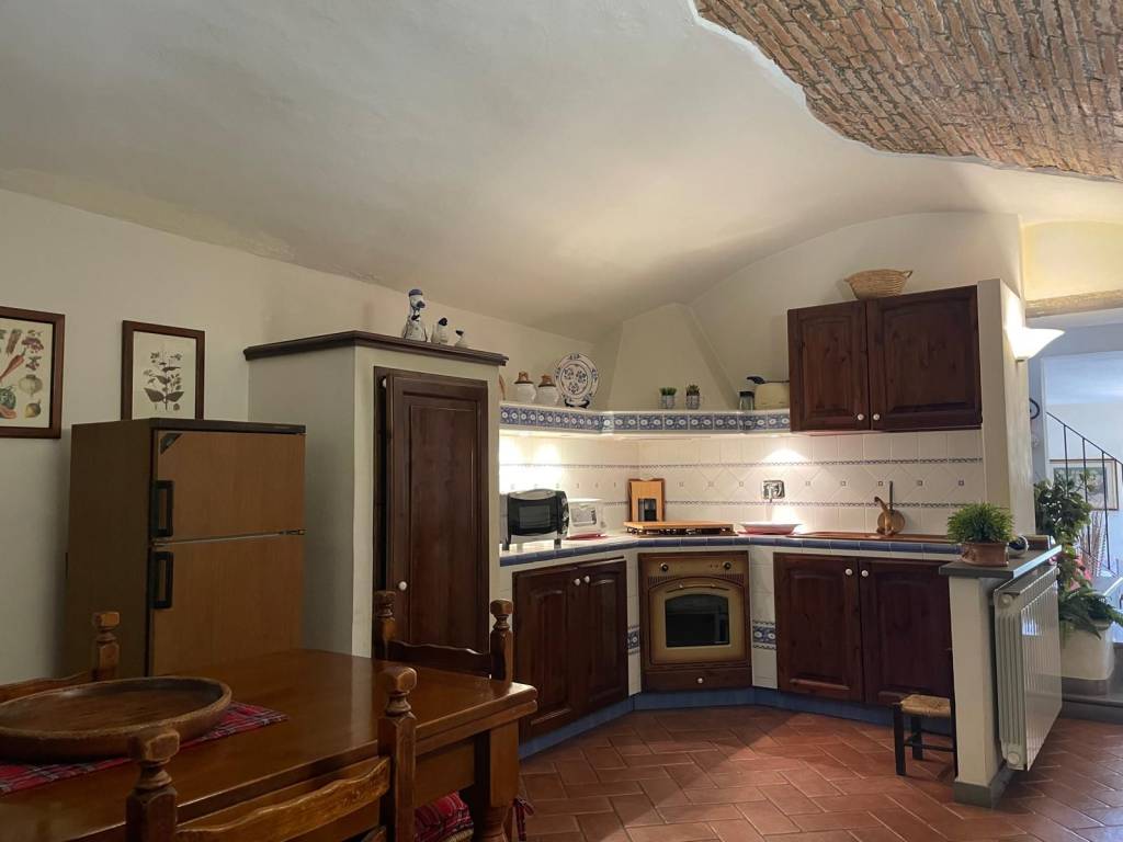casa indipendente in vendita a Prato in zona La Macine