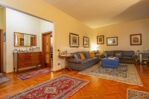 casa indipendente in vendita a Prato in zona Tobbiana