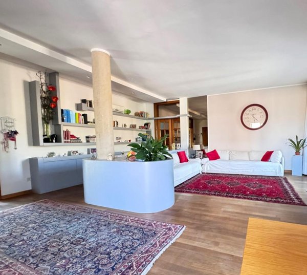 casa indipendente in vendita a Prato in zona Galceti
