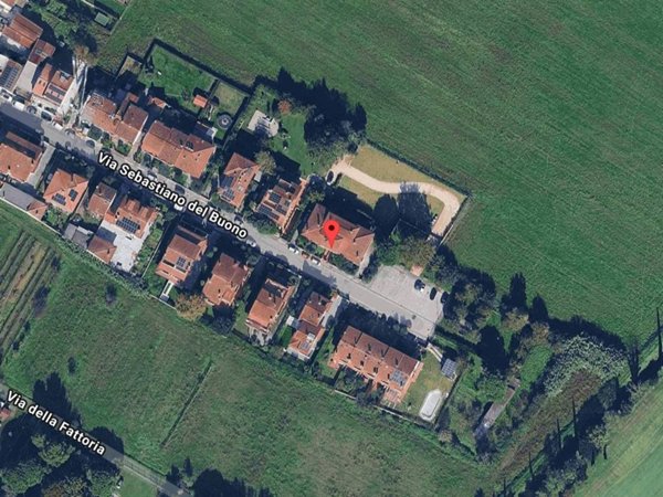 appartamento in vendita a Prato in zona Tavola