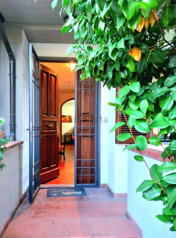 casa indipendente in vendita a Prato in zona Galciana