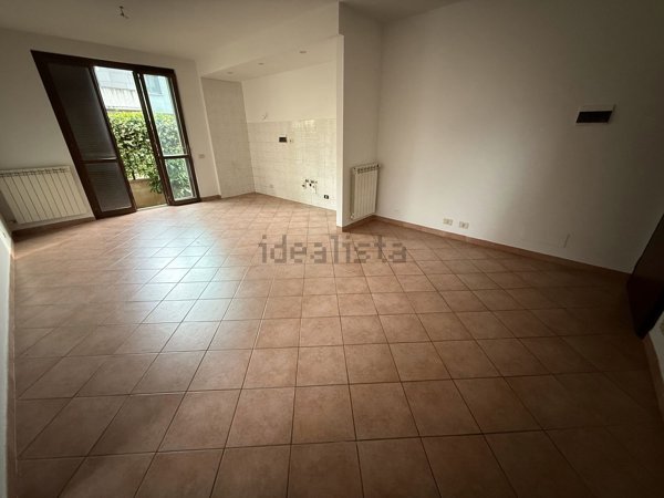 appartamento in vendita a Prato in zona Fontanelle