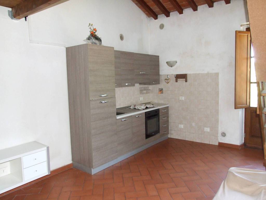 appartamento in vendita a Prato in zona Cafaggio