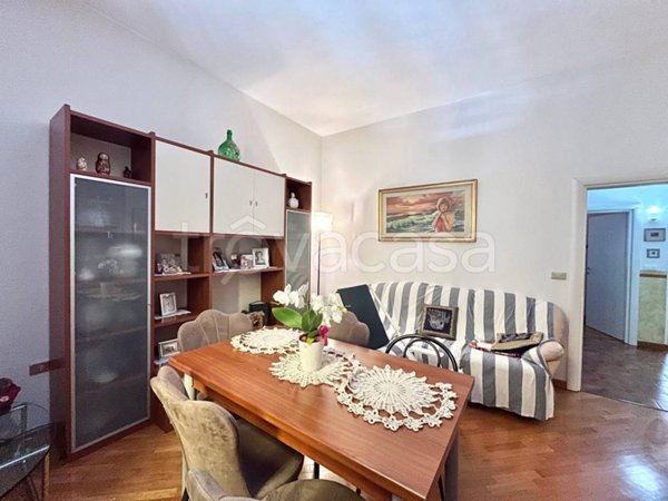 appartamento in vendita a Prato in zona Viaccia