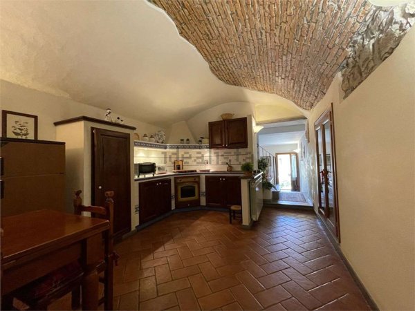 casa indipendente in vendita a Prato in zona La Macine