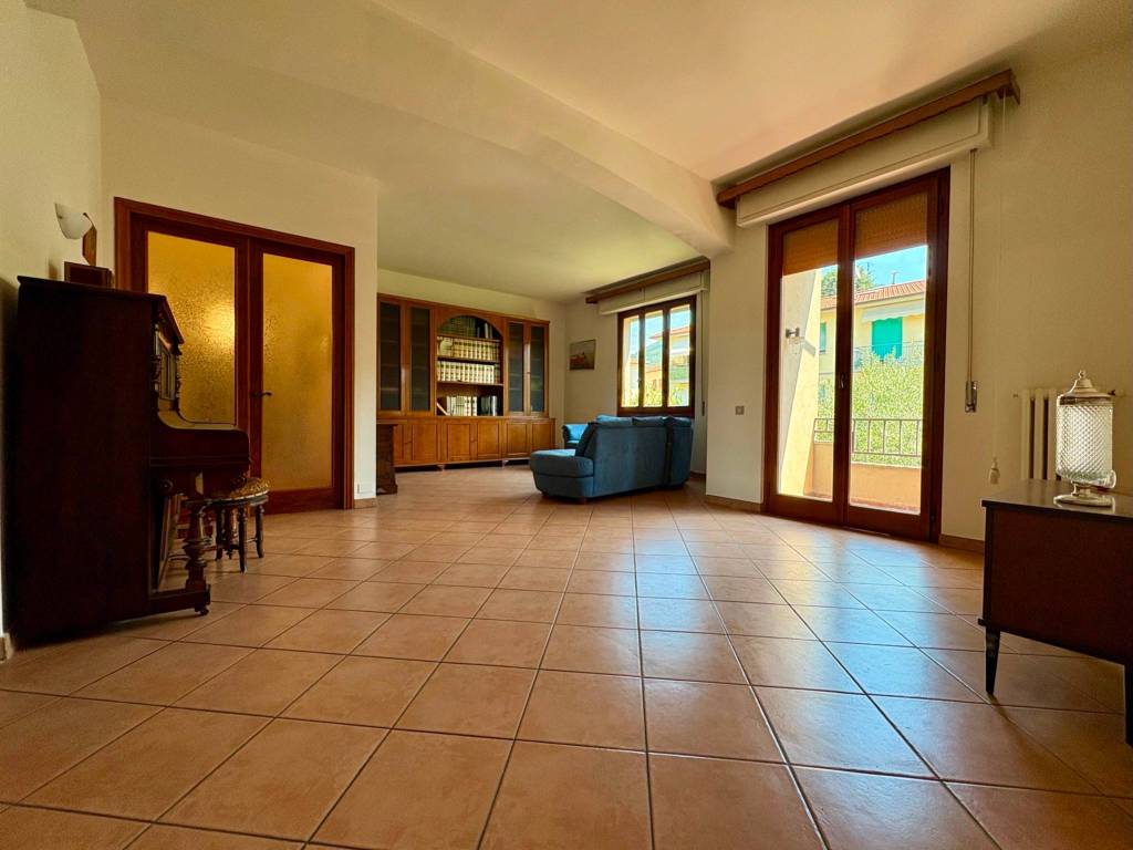 appartamento in vendita a Prato in zona Carteano