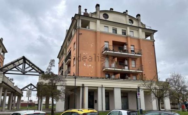 appartamento in vendita a Prato in zona Paperino