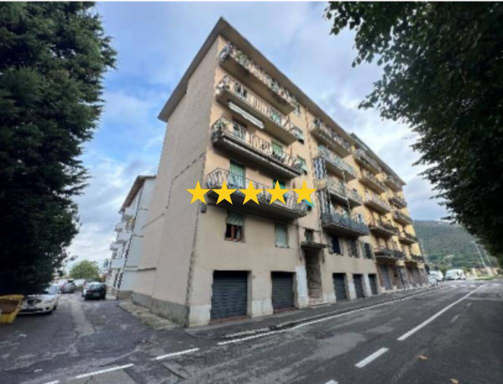 appartamento in vendita a Prato in zona Maliseti