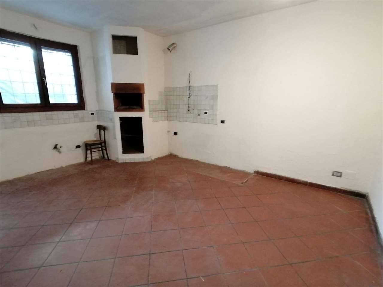 casa indipendente in vendita a Prato in zona Grignano