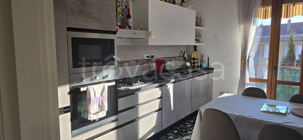 appartamento in vendita a Prato in zona Maliseti