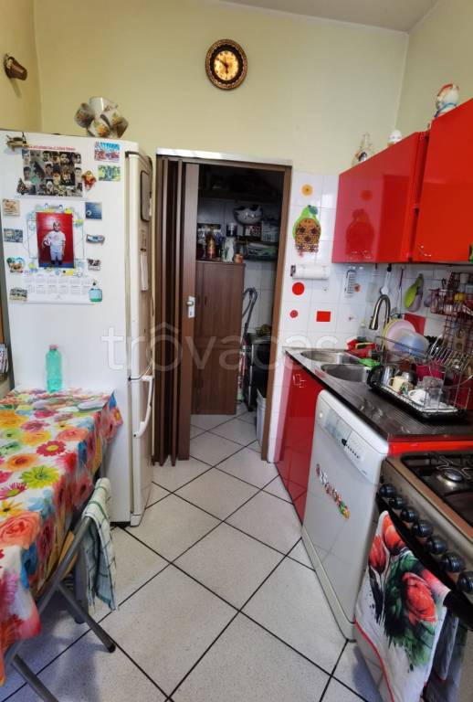 casa indipendente in vendita a Prato