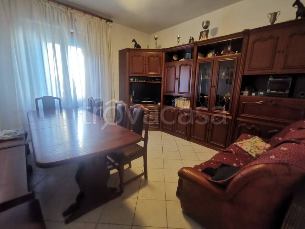 appartamento in vendita a Prato in zona Maliseti