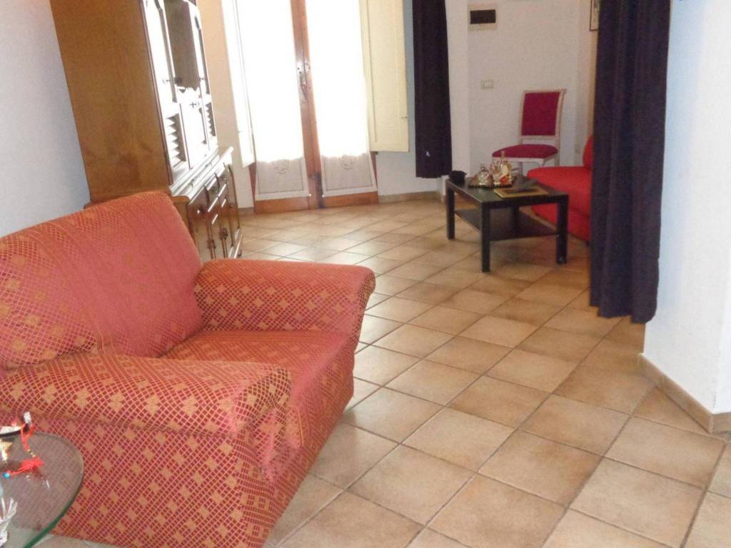 appartamento in vendita a Prato in zona Iolo
