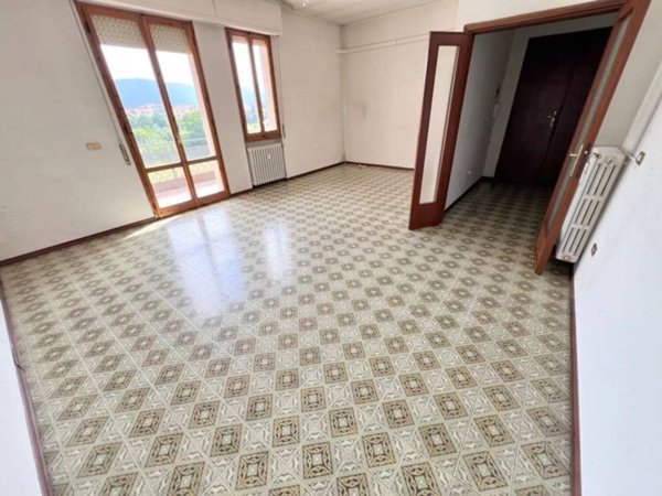 appartamento in vendita a Prato in zona San Giusto