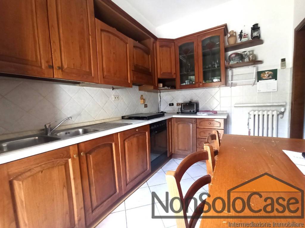 appartamento in vendita a Prato in zona Maliseti