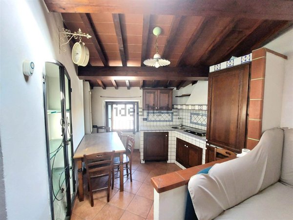 appartamento in vendita a Prato in zona Narnali