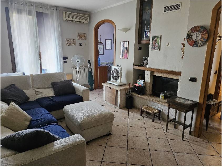 appartamento in vendita a Prato in zona Galciana