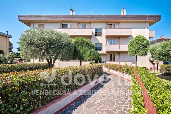 appartamento in vendita a Prato in zona Viaccia