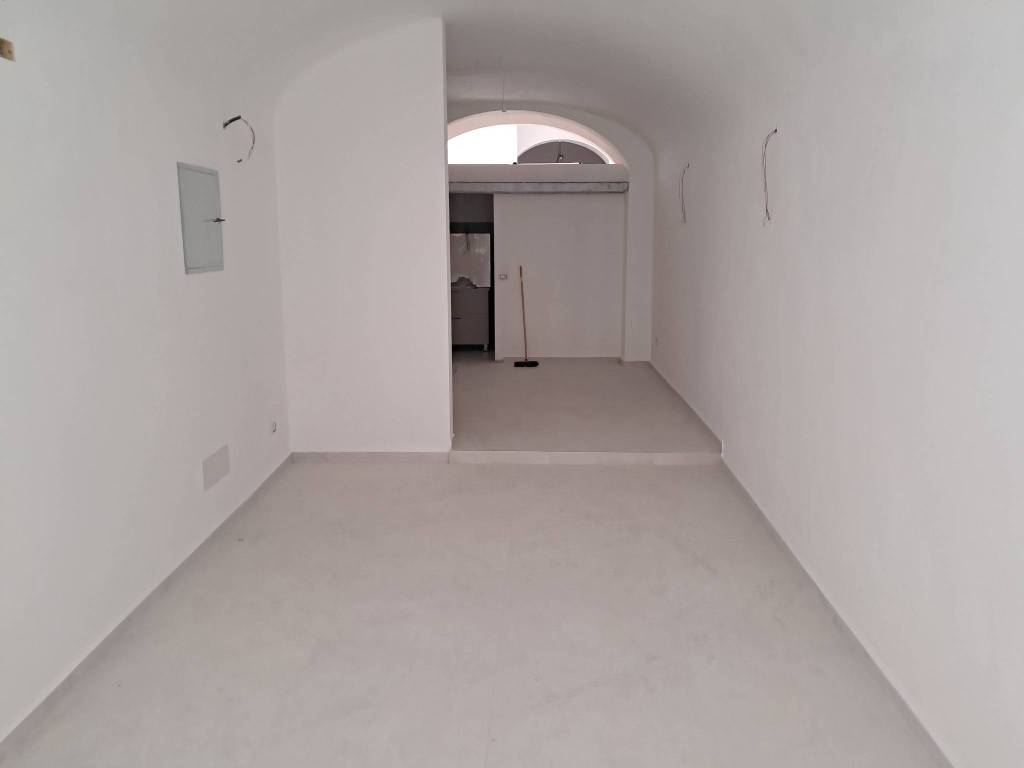 negozio in vendita a Prato