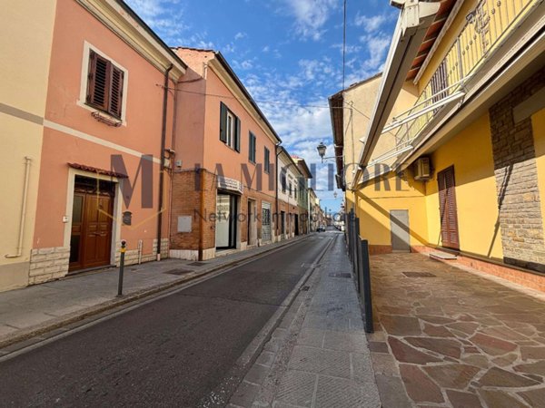 casa indipendente in vendita a Prato in zona Galciana