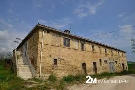 casa indipendente in vendita a Prato in zona Casale