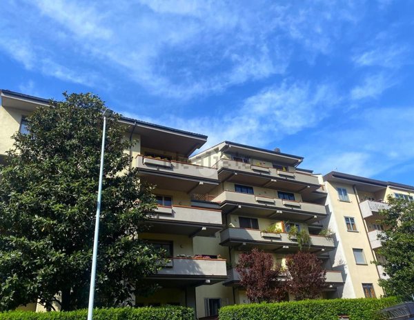 appartamento in vendita a Prato in zona Santa Lucia