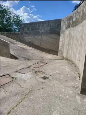 negozio in vendita a Prato in zona Galciana