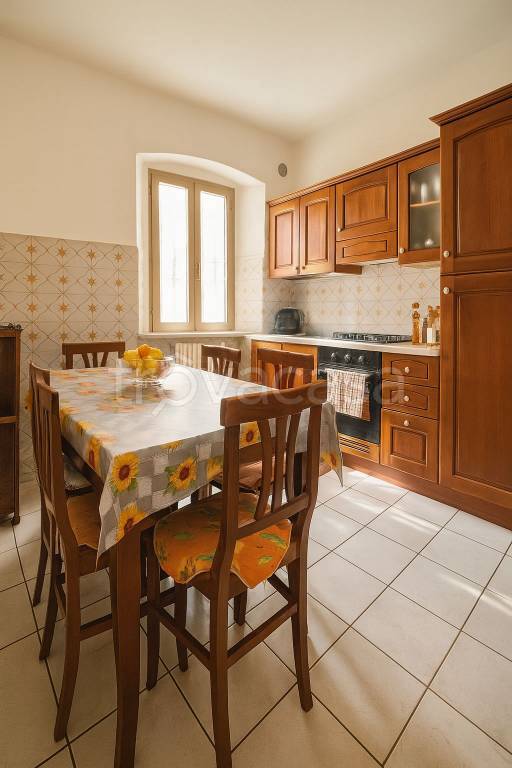 casa indipendente in vendita a Prato in zona Casale