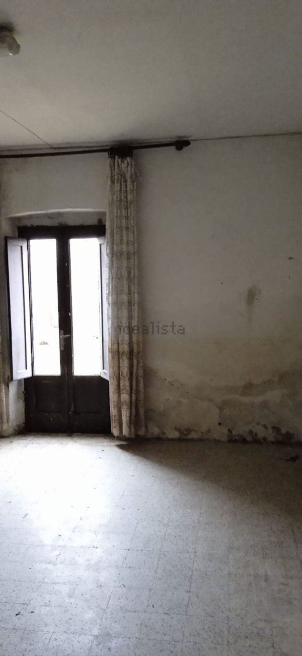 casa indipendente in vendita a Prato in zona Sant'Ippolito