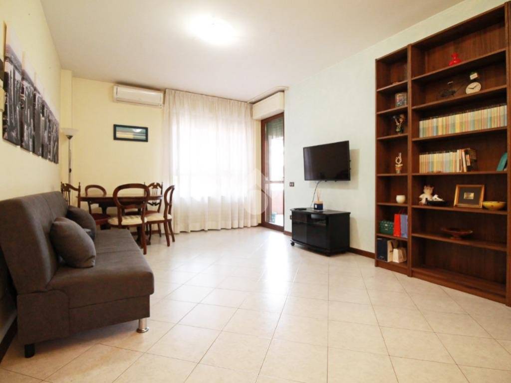 appartamento in vendita a Prato in zona Grignano