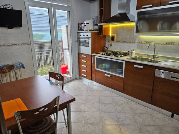 appartamento in vendita a Prato in zona La Macine