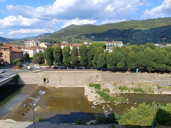 appartamento in vendita a Prato